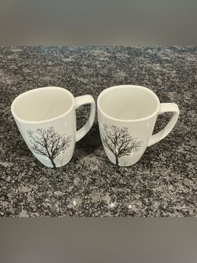 Set of 2 CORELLE Coordinates Coffee Mugs Timber Shadows